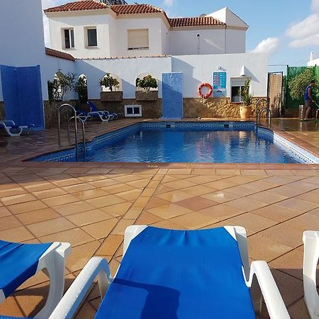 Hostal Manolo Garrucha Exterior photo